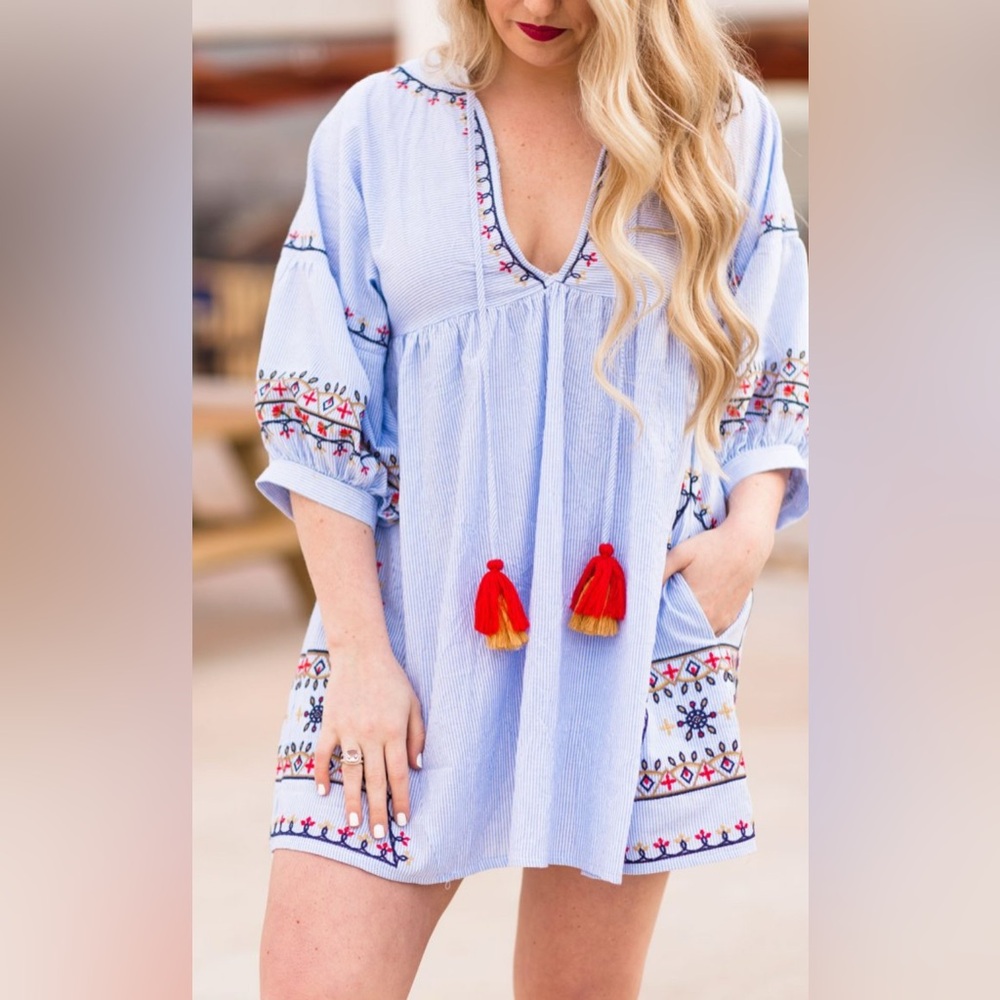 Forever 21 Contemporary blue and white strip mini dress
